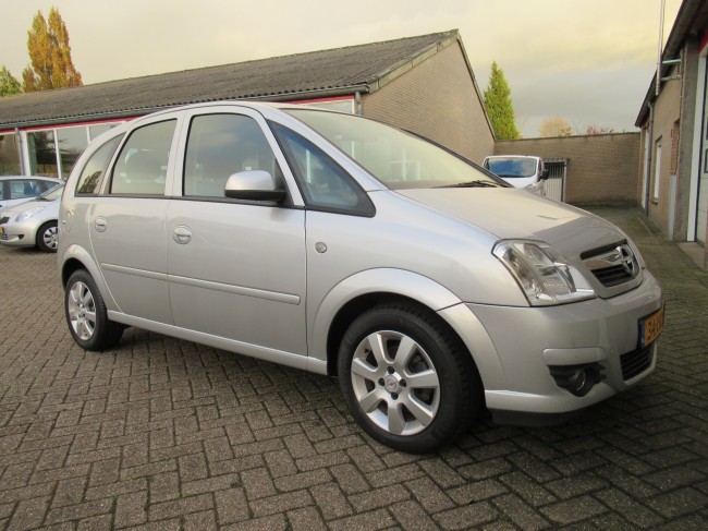 Opel Meriva 1.4-16V Edition