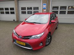 Toyota Auris 1.8 Hybrid Aspiration NL Auto Dealer onderhouden