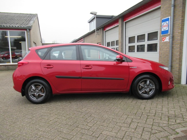 Toyota Auris 1.8 Hybrid Aspiration NL Auto  Dealer onderhouden