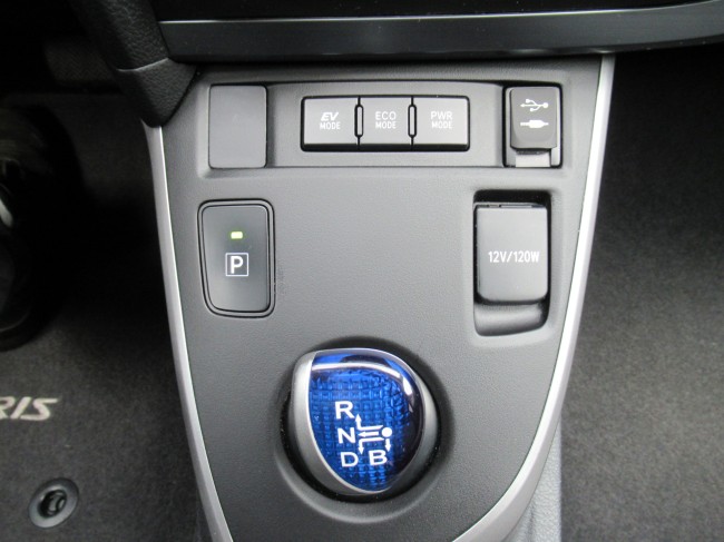 Toyota Auris 1.8 Hybrid Aspiration NL Auto  Dealer onderhouden