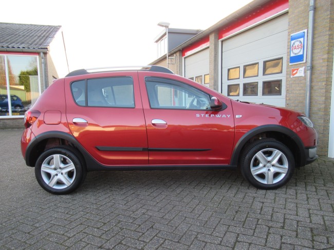 Dacia Sandero 0.9 TCe Stepway Lauréate
