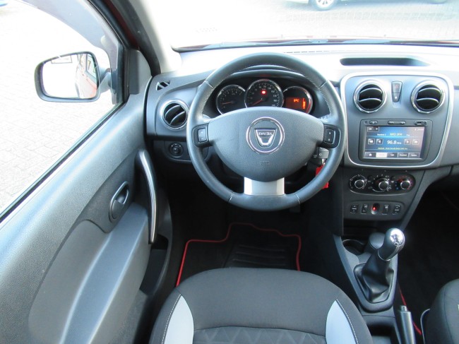 Dacia Sandero 0.9 TCe Stepway Lauréate