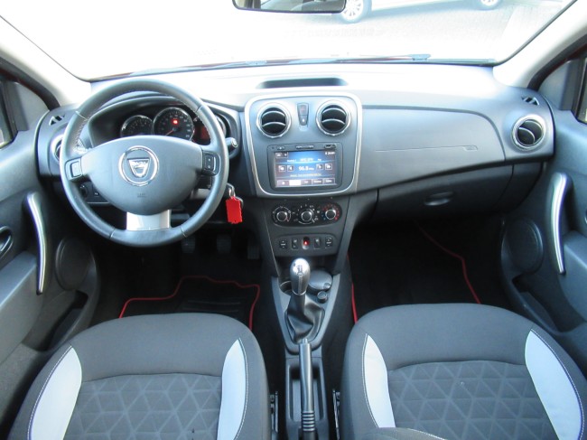 Dacia Sandero 0.9 TCe Stepway Lauréate