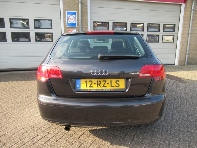 Audi A3 Sportback 1.6 FSI Attraction MEENEEMPRIJS