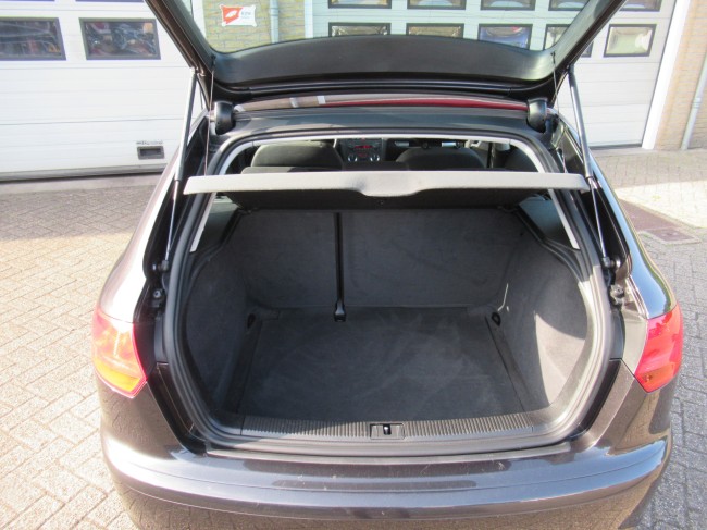 Audi A3 Sportback 1.6 FSI Attraction MEENEEMPRIJS