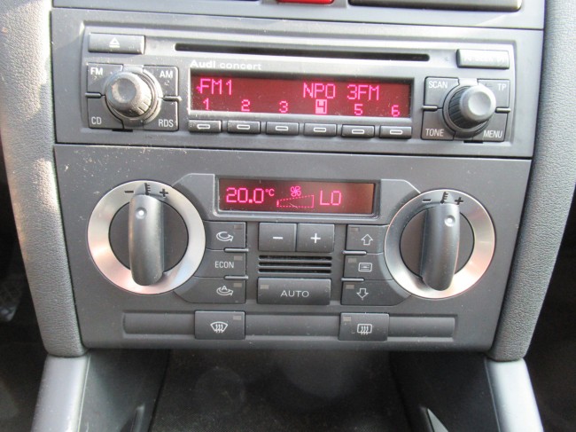 Audi A3 Sportback 1.6 FSI Attraction MEENEEMPRIJS