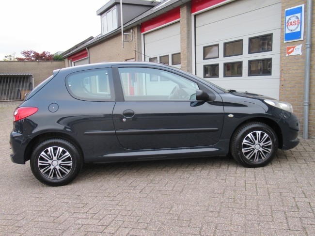 Peugeot 206+ 1.1 XR
