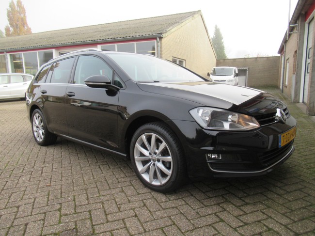 Volkswagen GOLF Variant 1.2 TSI Business Edition, comfortstoelen, Navi, PDC,