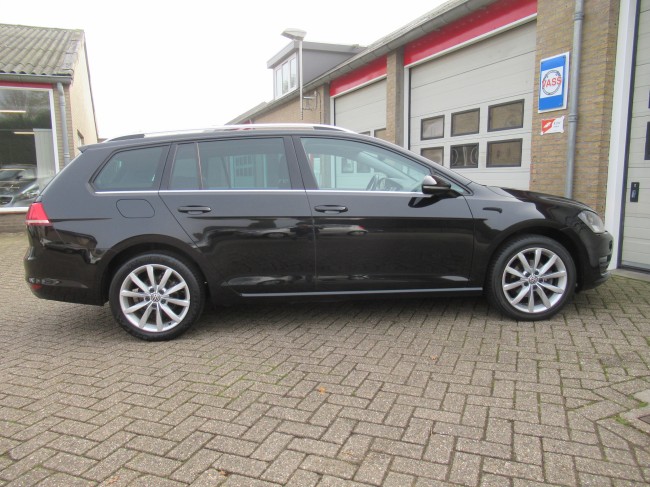 Volkswagen GOLF Variant 1.2 TSI Business Edition, comfortstoelen, Navi, PDC,