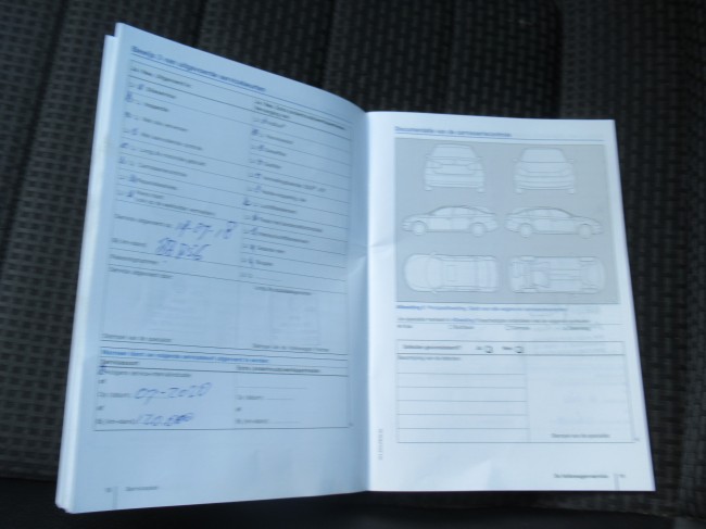 Volkswagen GOLF Variant 1.2 TSI Business Edition, comfortstoelen, Navi, PDC,